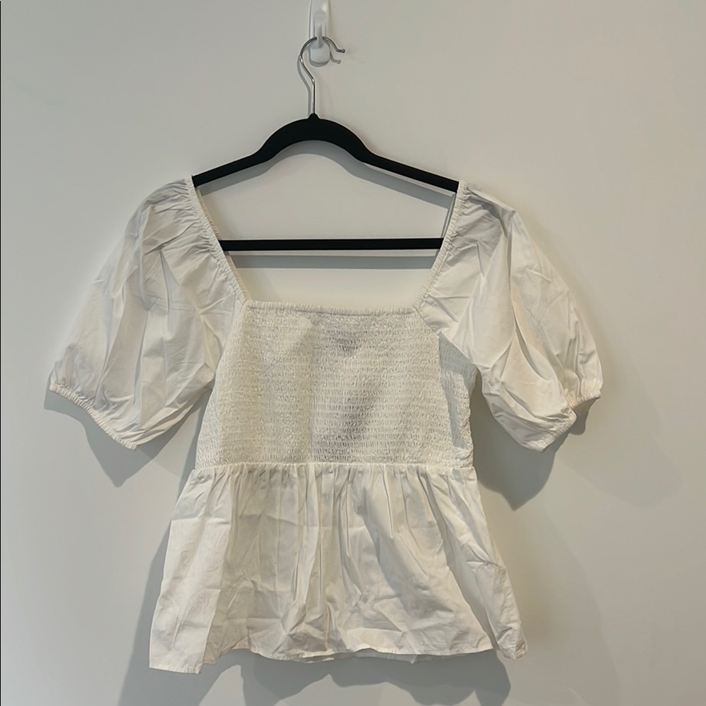 NWT LOFT Petites Cotton Smocked Puff Sleeve Top